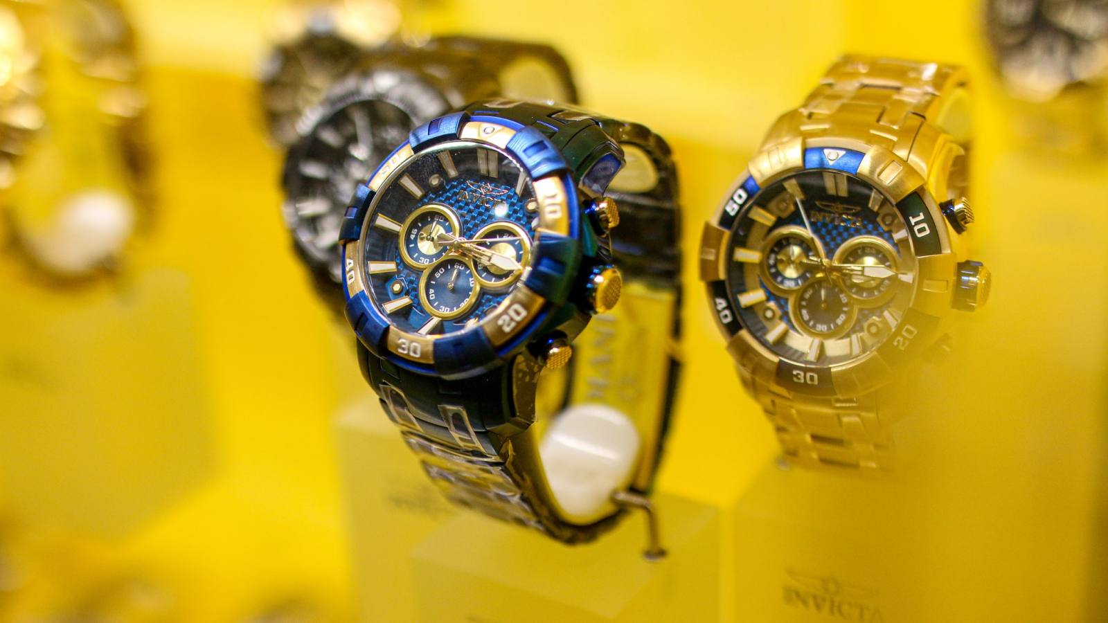 Invicta Stores logo